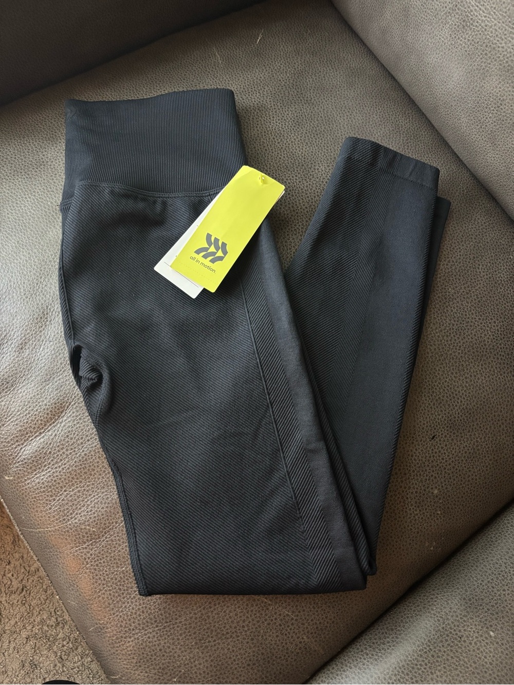 all in motion Black High-Waist Active Leggings with Yellow Tag Small